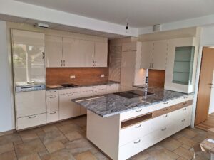 2f60651a-d98b-4605-aa82-f6fdd2c0894d