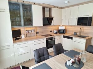 0a132351-82a1-4e73-9997-44119bcf2348